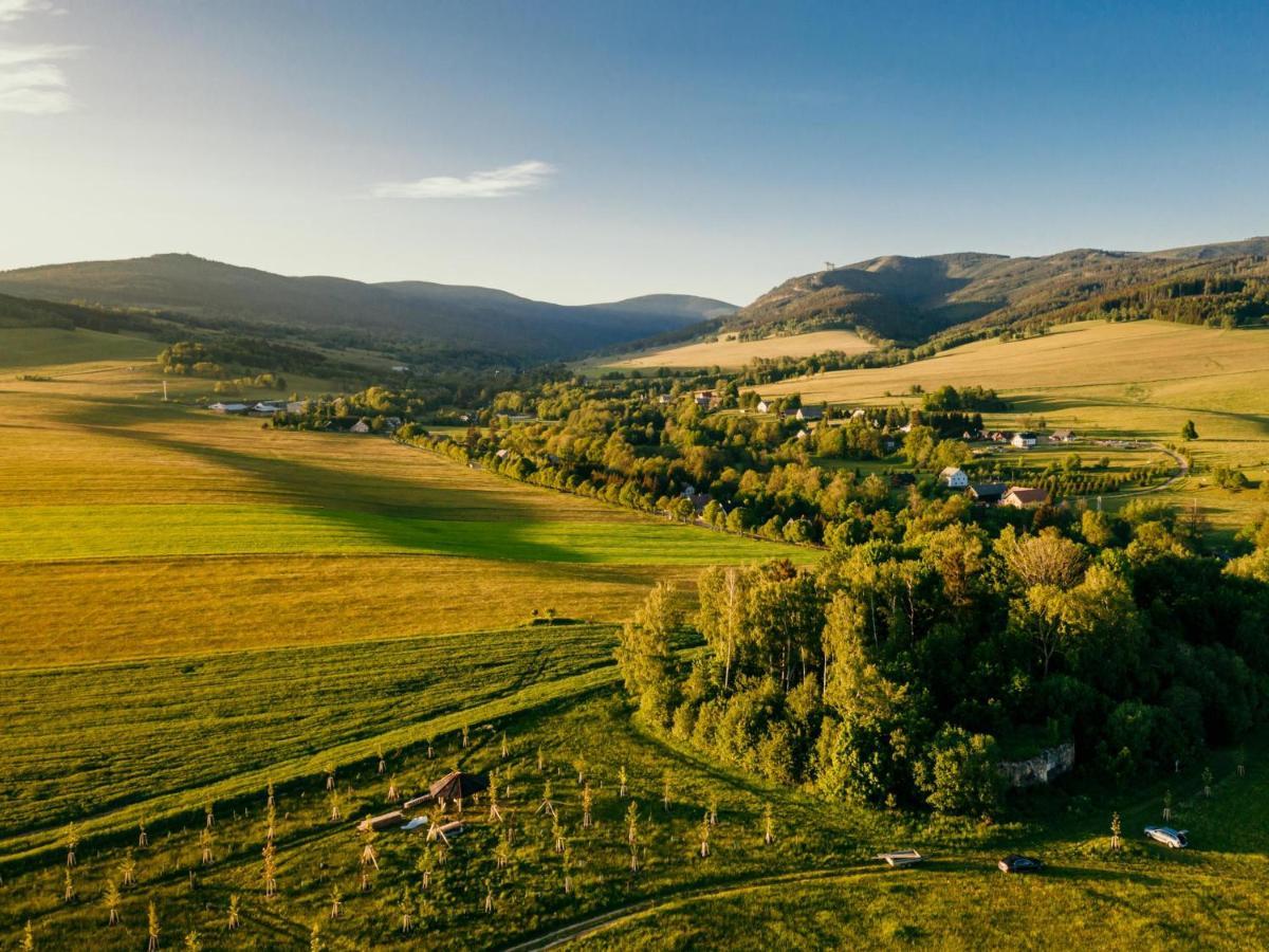 Treehous Sneznik S Wellness Hotel Dolní Morava Eksteriør billede